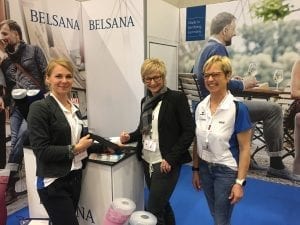 Angela Hemme auf der Interpharm am Standt von Belsana